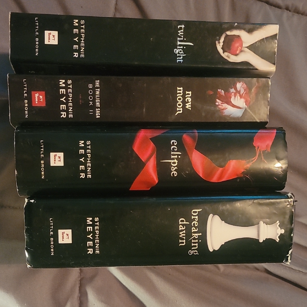Twilight Saga Book Set by Stephenie Meyer